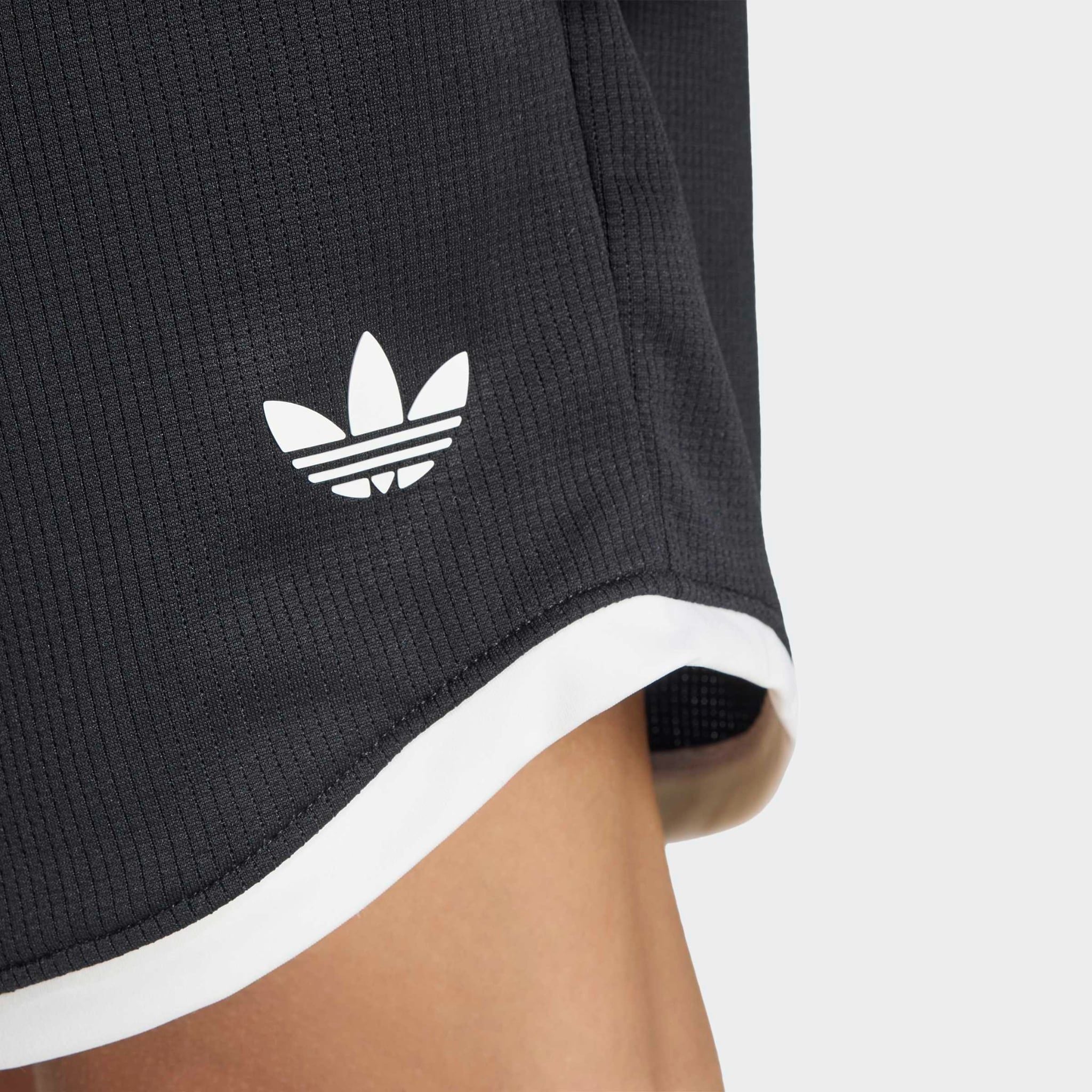  Quần tennis Classics Shorts KY8884 