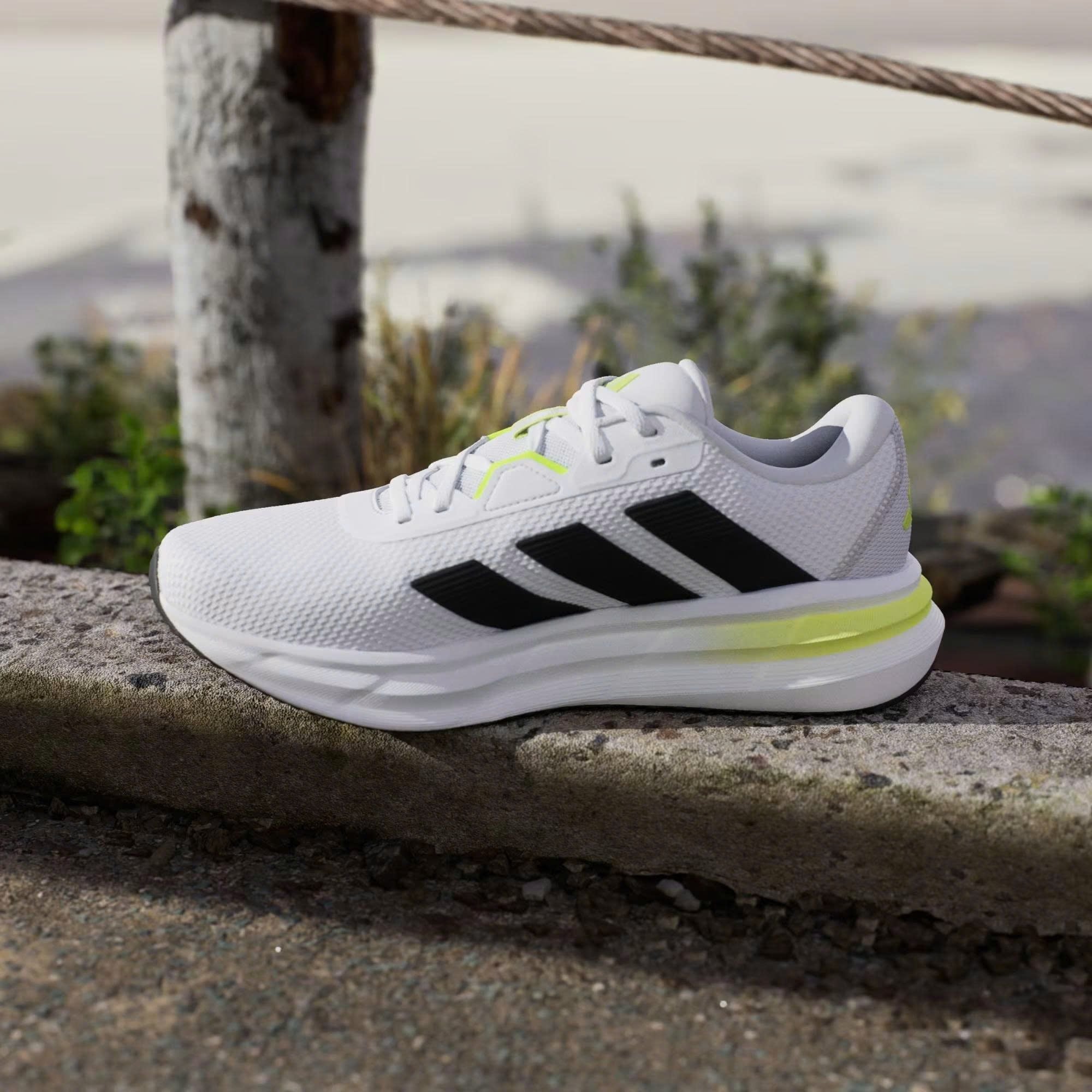  Giày running adidas nam JP6600 