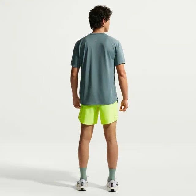  Áo running nike nam HV5204-382 
