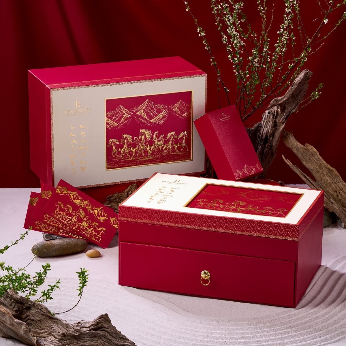 SET QUÀ TẾT KHÁCH SẠN CAO CẤP RENAISSENCE RIVERSIDE SAIGON