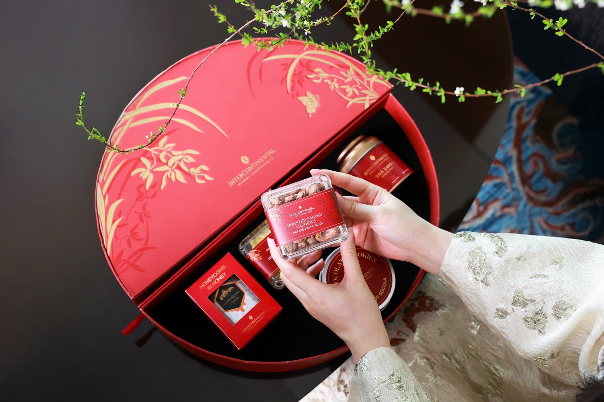 Set Quà Tết Khách sạn 5 ⭐ InterContinental Hanoi Landmark 72 – 01