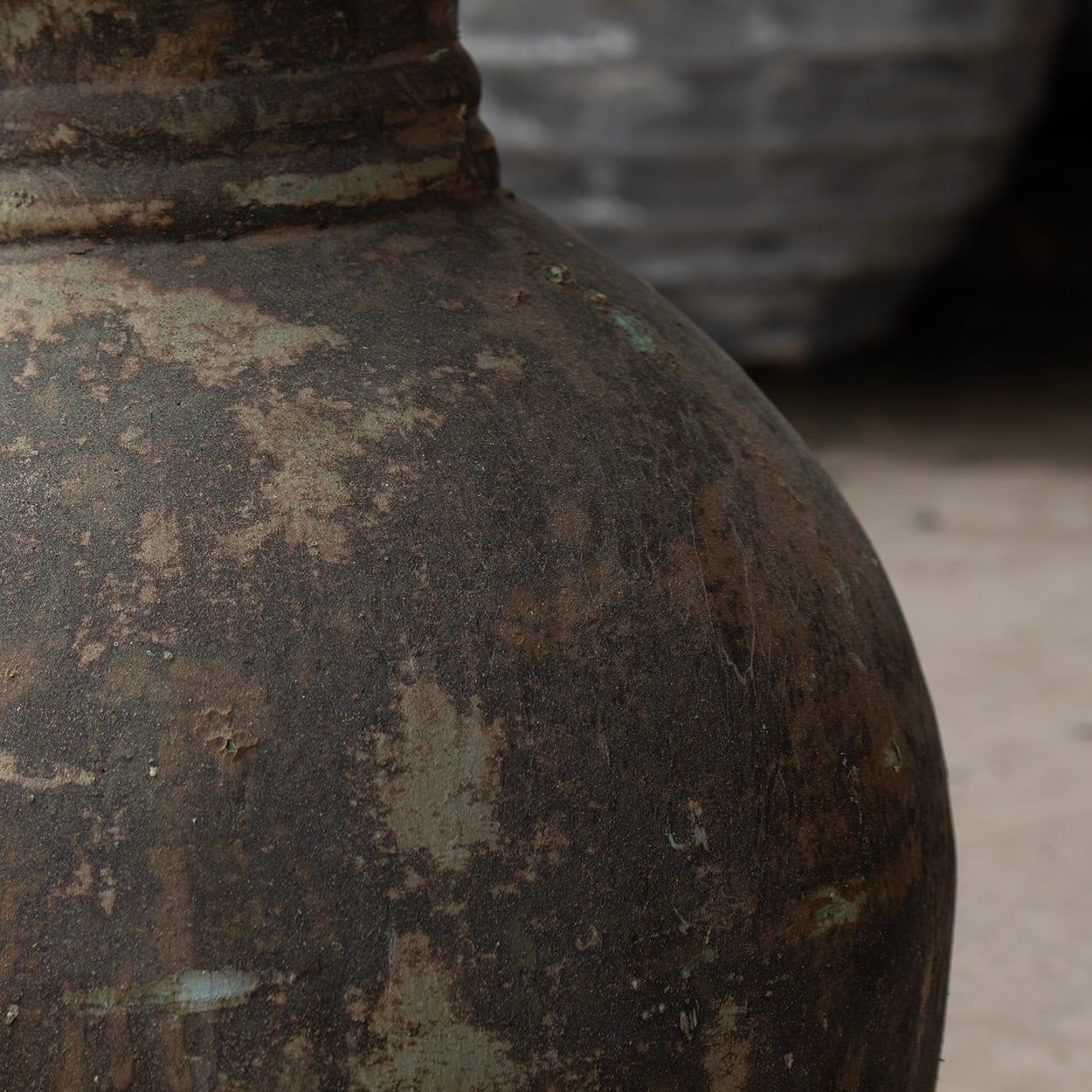  Tall Rustic Ceramic Vase with Antique Finish | AUV122 