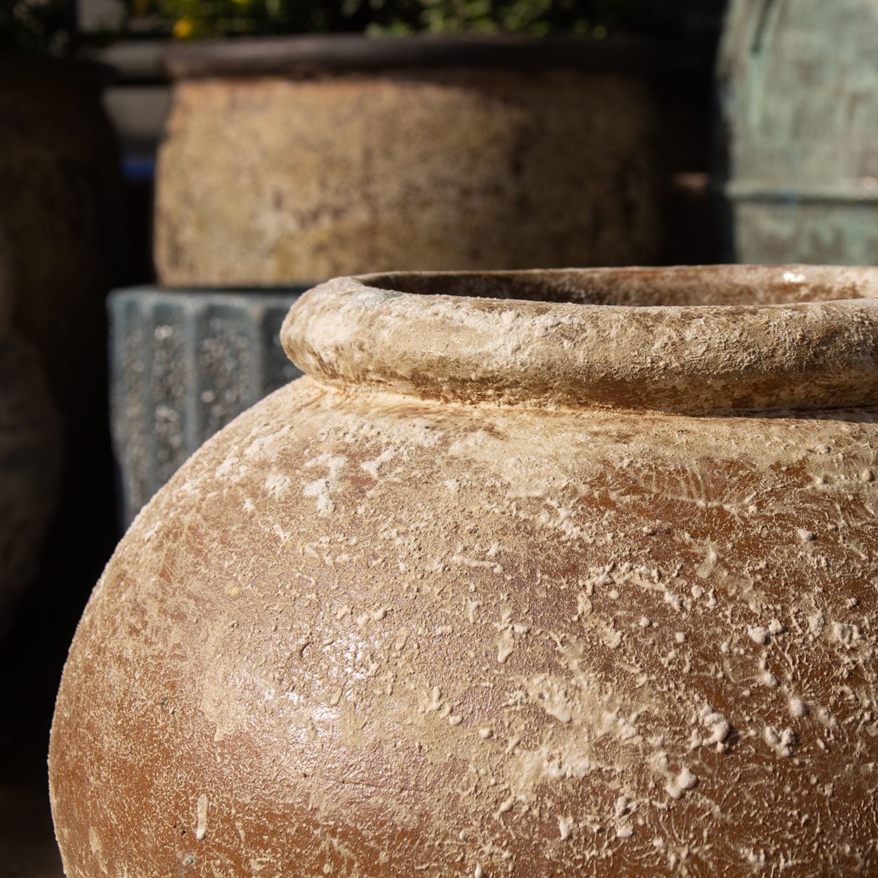  Rustic Ceramic Jar Planter with Antique Brown Finish | AUV127 