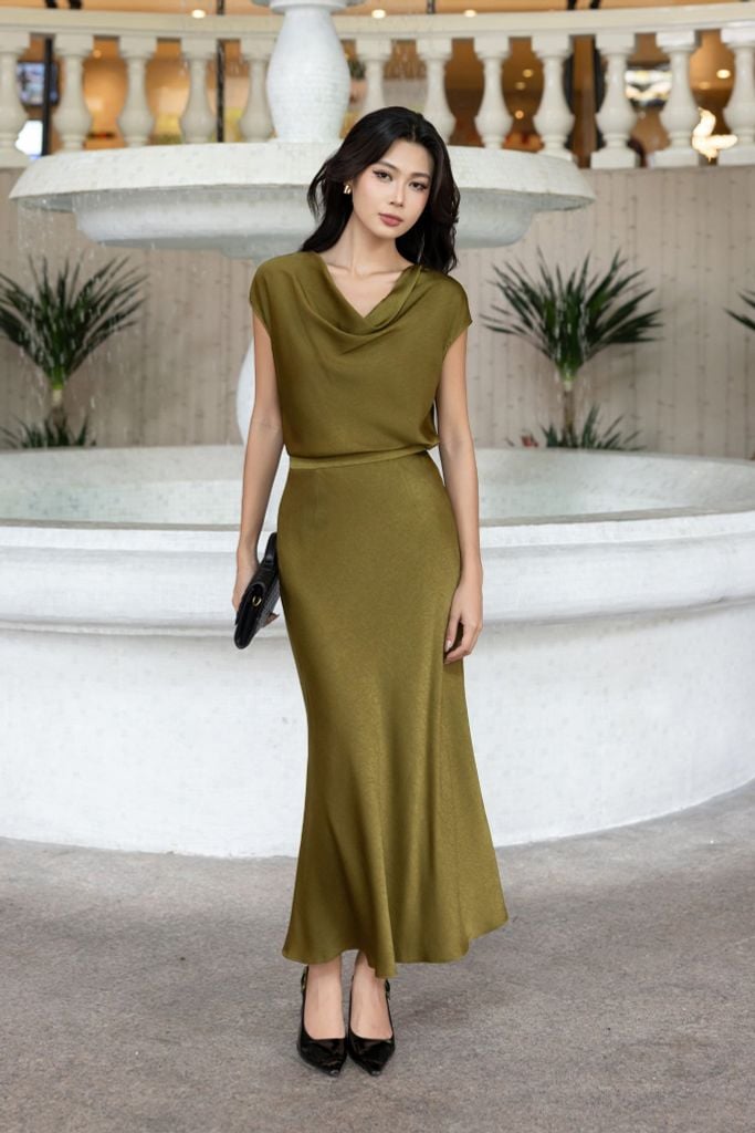 CHÂN VÁY LỤA Z03932