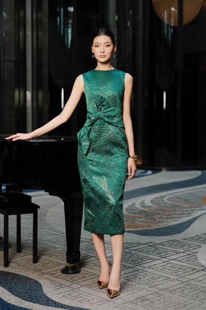 keonhacai TIỆC KHÔNG TAY D04382