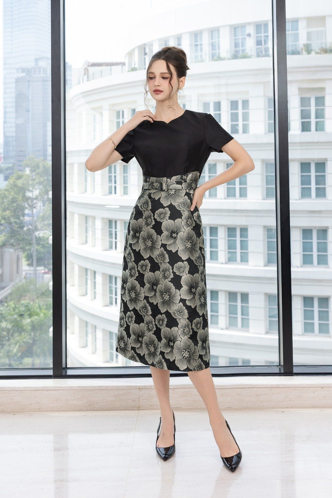 ĐẦM GẤM PHỐI HOA D05692