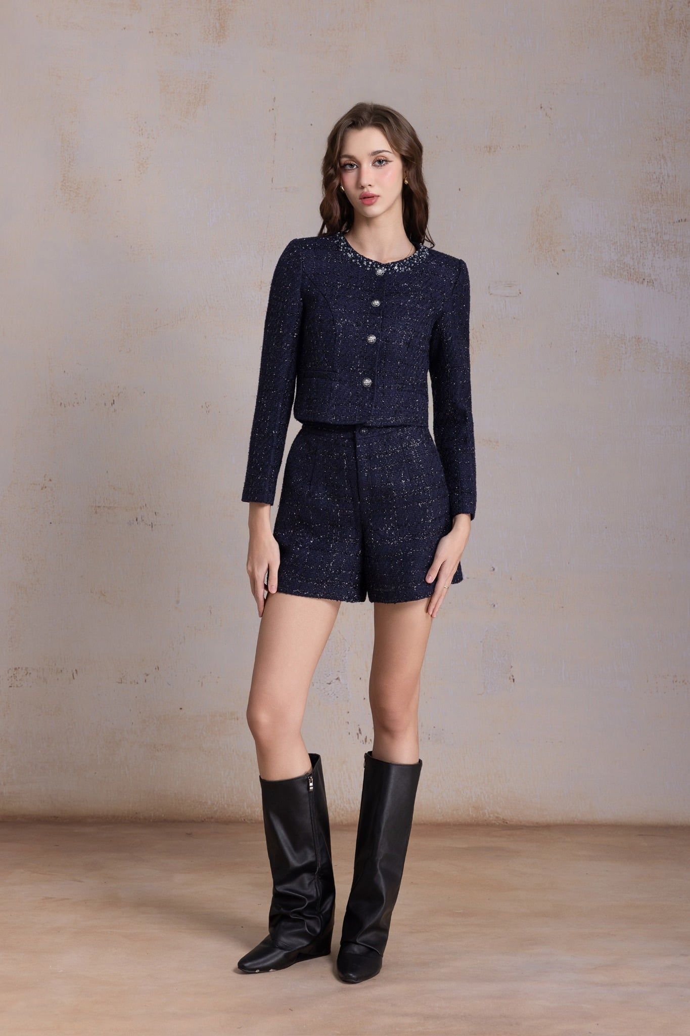 QUẦN SHORT DẠ Q06632