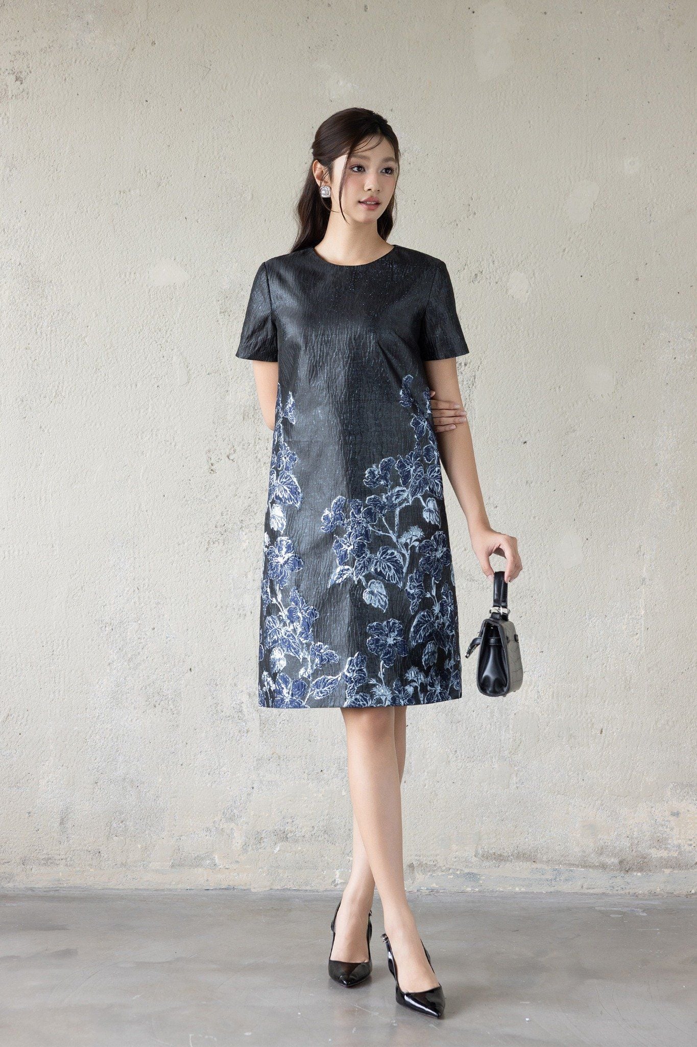 ĐẦM GẤM PHỐI HOA D04662