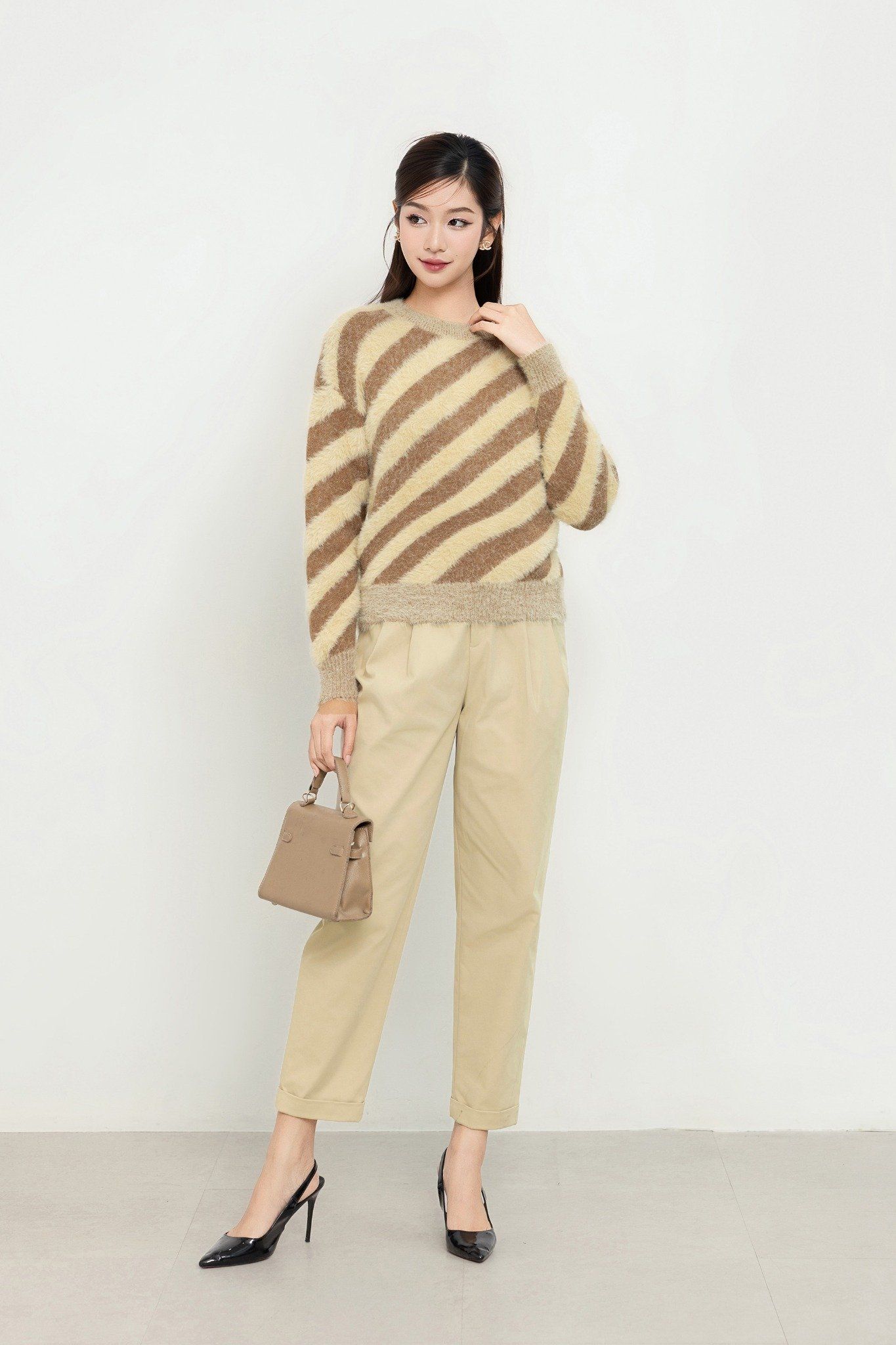 ÁO LEN KẺ NÂU AL62432