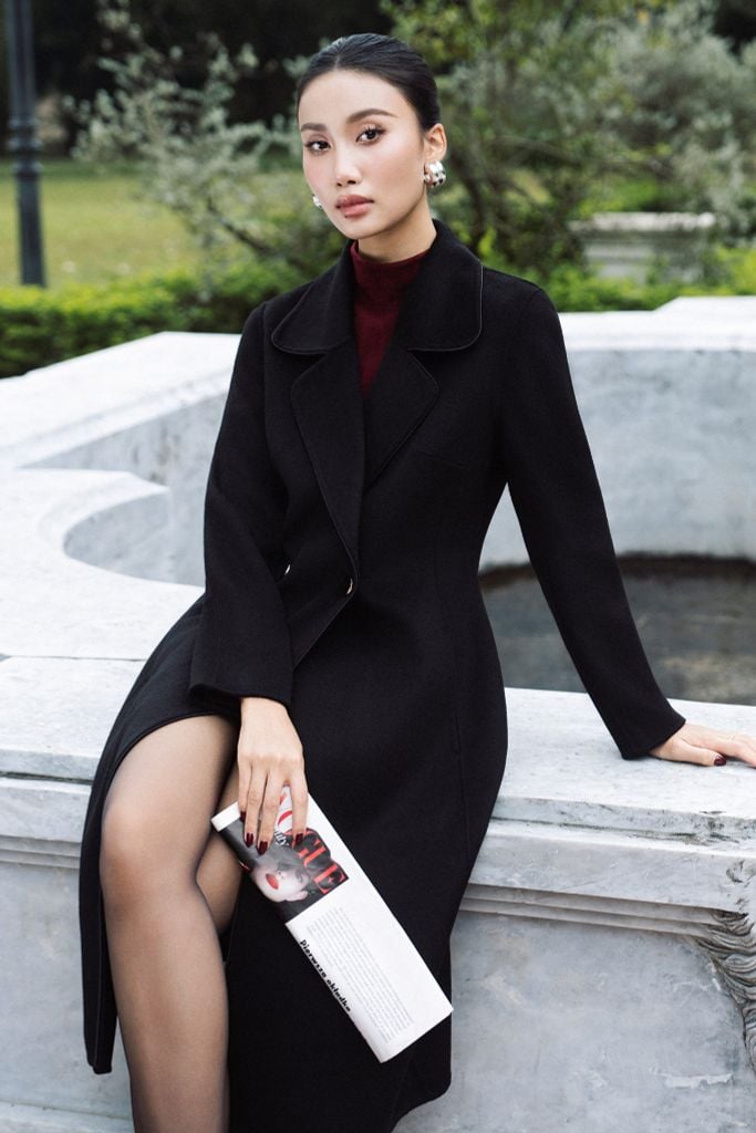  MĂNG TÔ DẠ ĐEN AK68042 