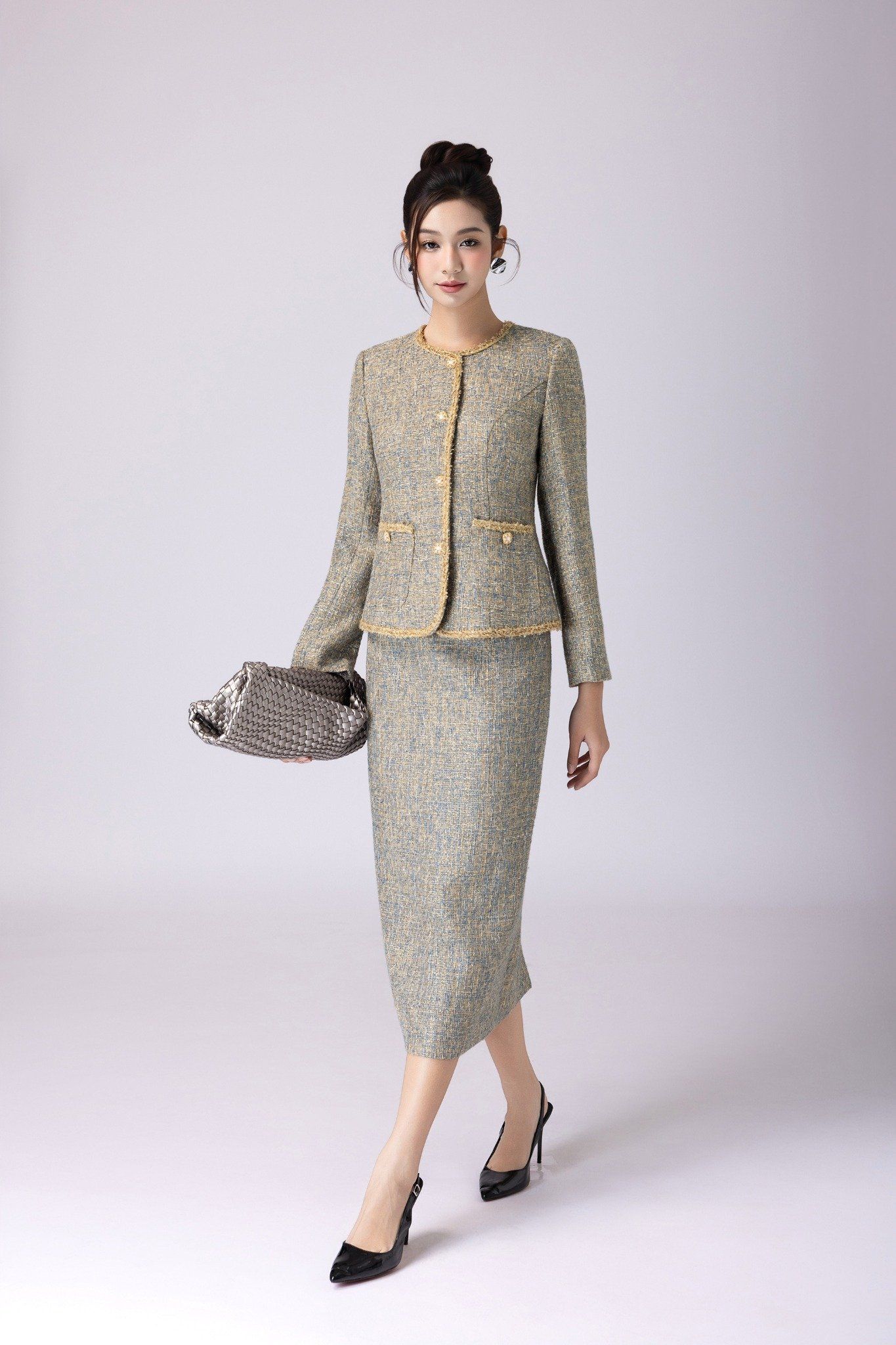 CHÂN VÁY BÚT CHÌ Z06292