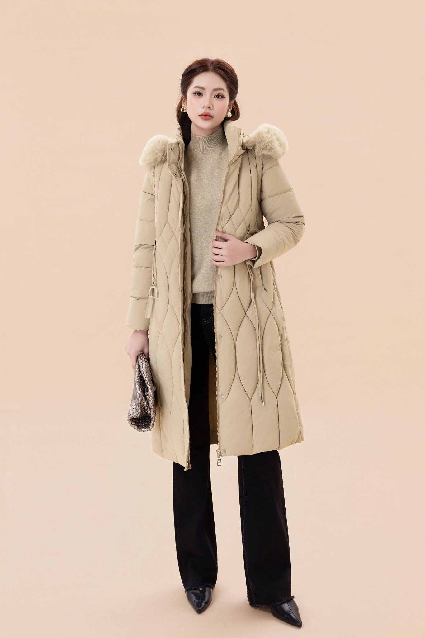 ÁO PHAO DÁNG DÀI MŨ LÔNG AK66012