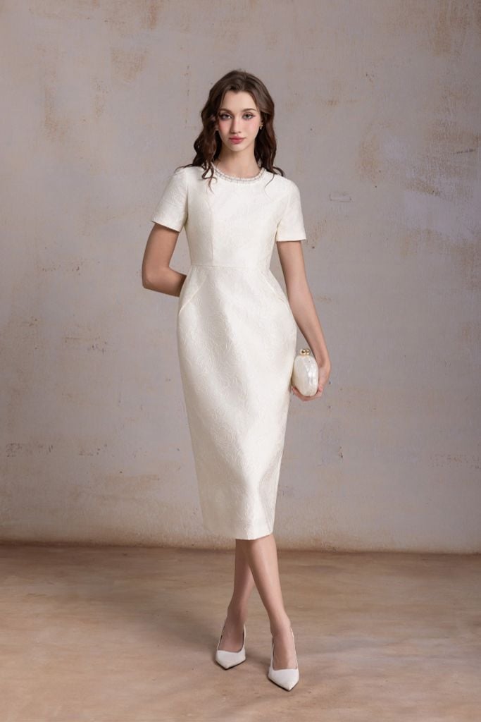 ĐẦM GẤM CỔ NGỌC D08132