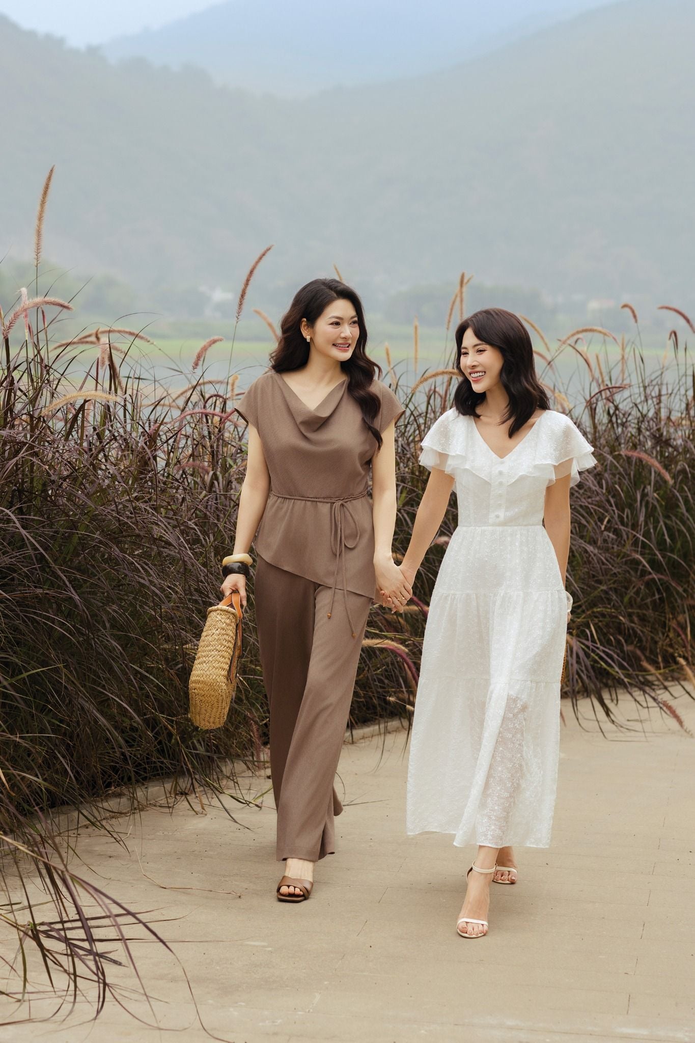 ĐẦM MAXI TƠ THÊU D10992