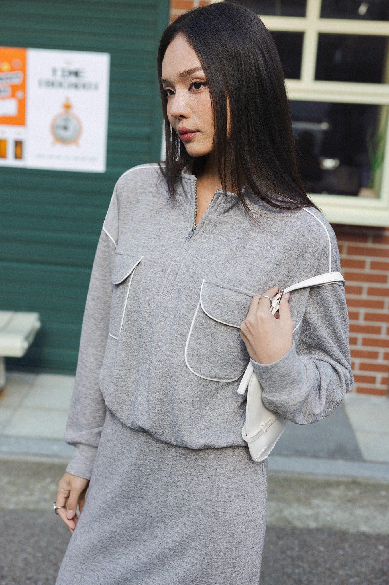 SET BỘ XÁM PHỐI VIỀN TRẮNG HW40482