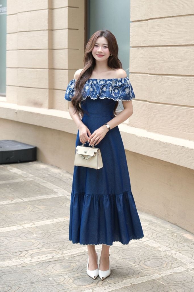 ĐẦM TRỄ VAI D01652
