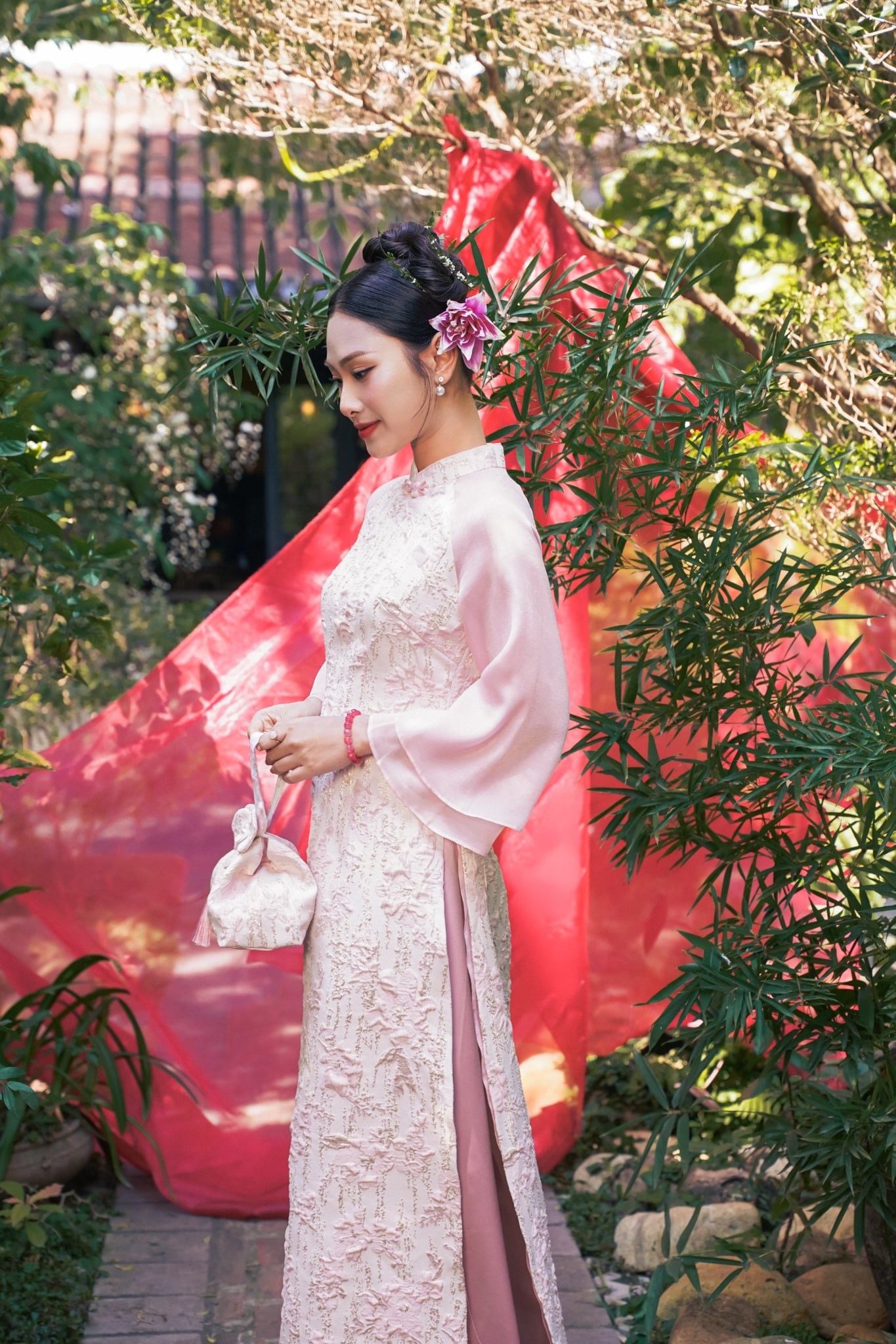 ÁO DÀI GẤM HỒNG AD08792