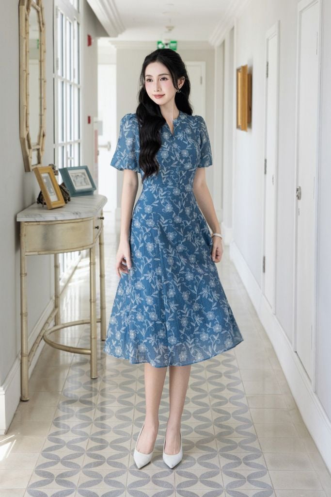 ĐẦM THIẾT KẾ THÊU HOA D40422
