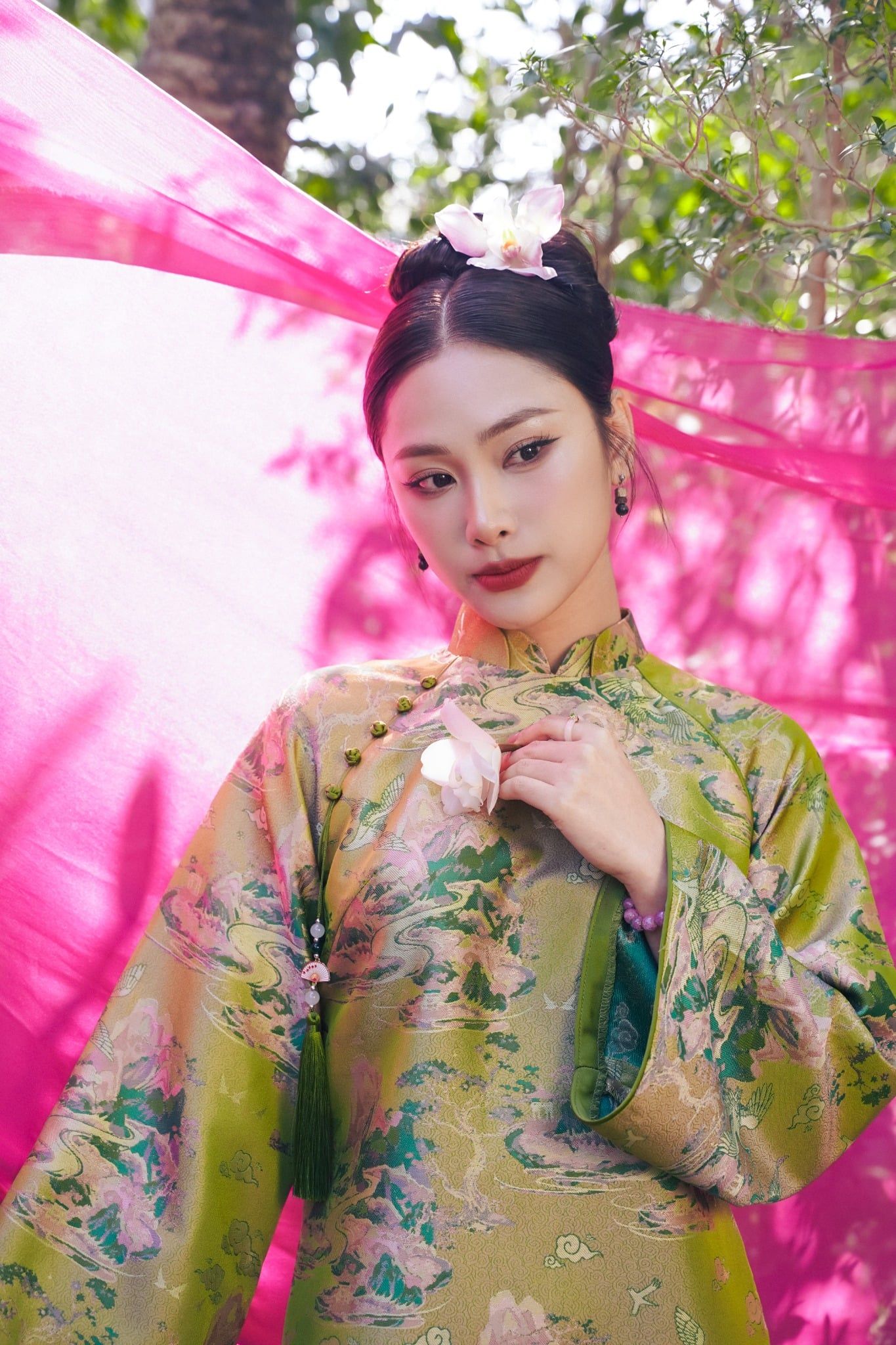 ÁO DÀI IN HOẠ TIẾT AD08812