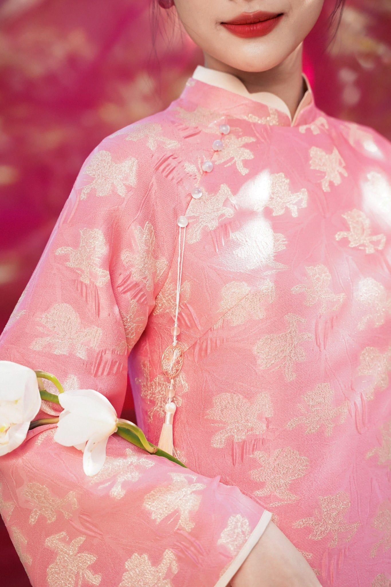 ÁO DÀI 4 TÀ PHỐI HOẠ TIẾT AD08852