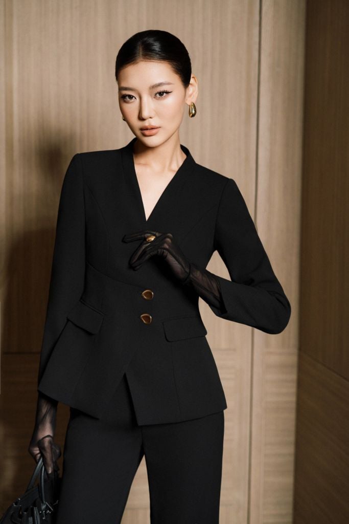  ÁO VEST ĐEN AK04252 