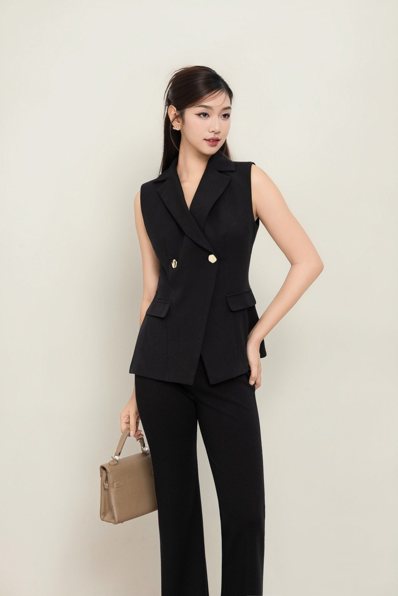 ÁO GILE ĐEN AK07242