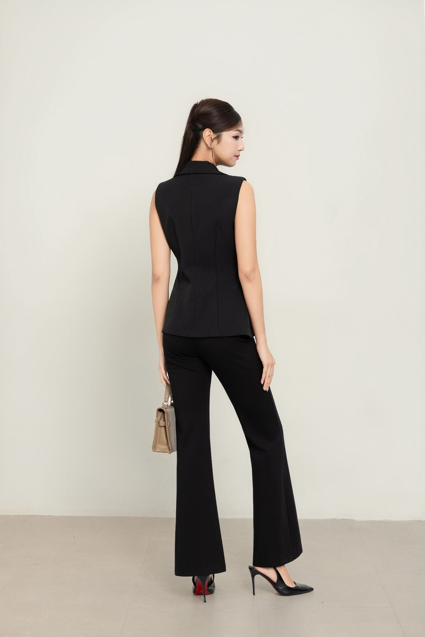 ÁO GILE ĐEN AK07242