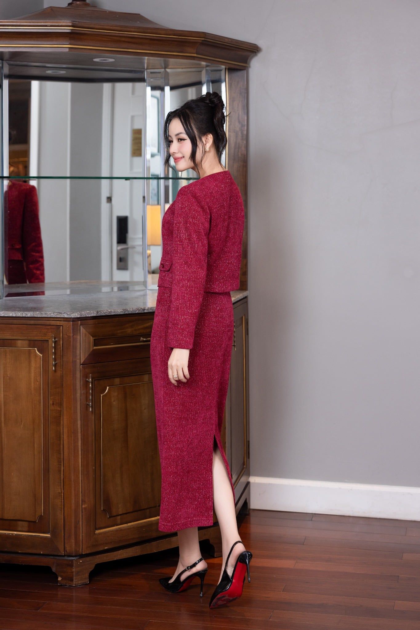 CHÂN VÁY BÚT CHÌ Z07972