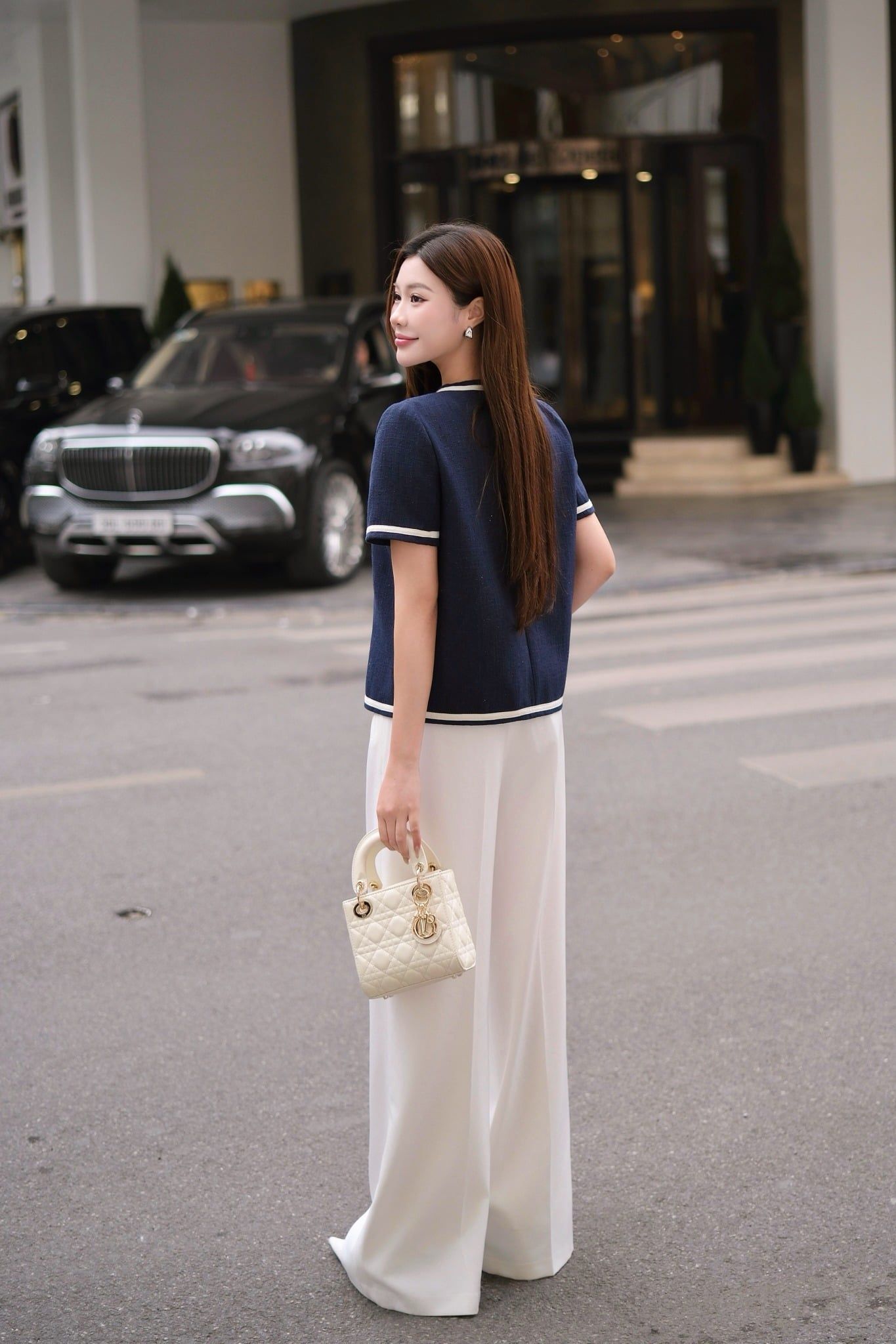 ÁO THIẾT KẾ ĐÍNH KHUY ĐÁ AK09202