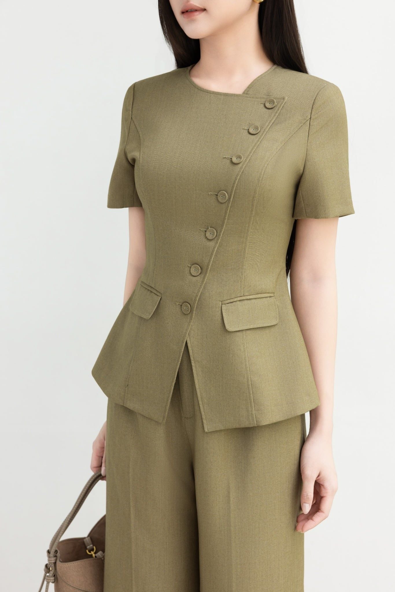 ÁO KÝ GIẢ KHUY CHÉO AK10532