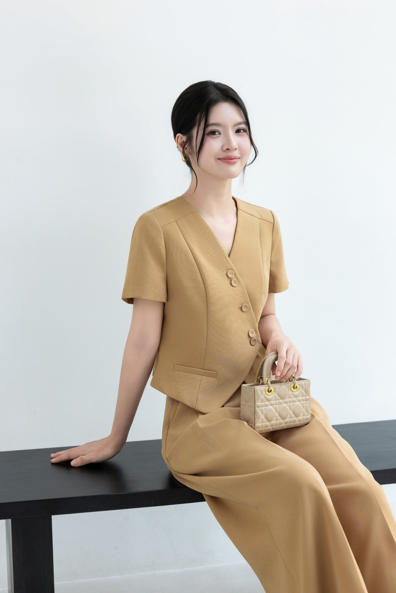 ÁO THIẾT KẾ VẠT CHÉO AK11182