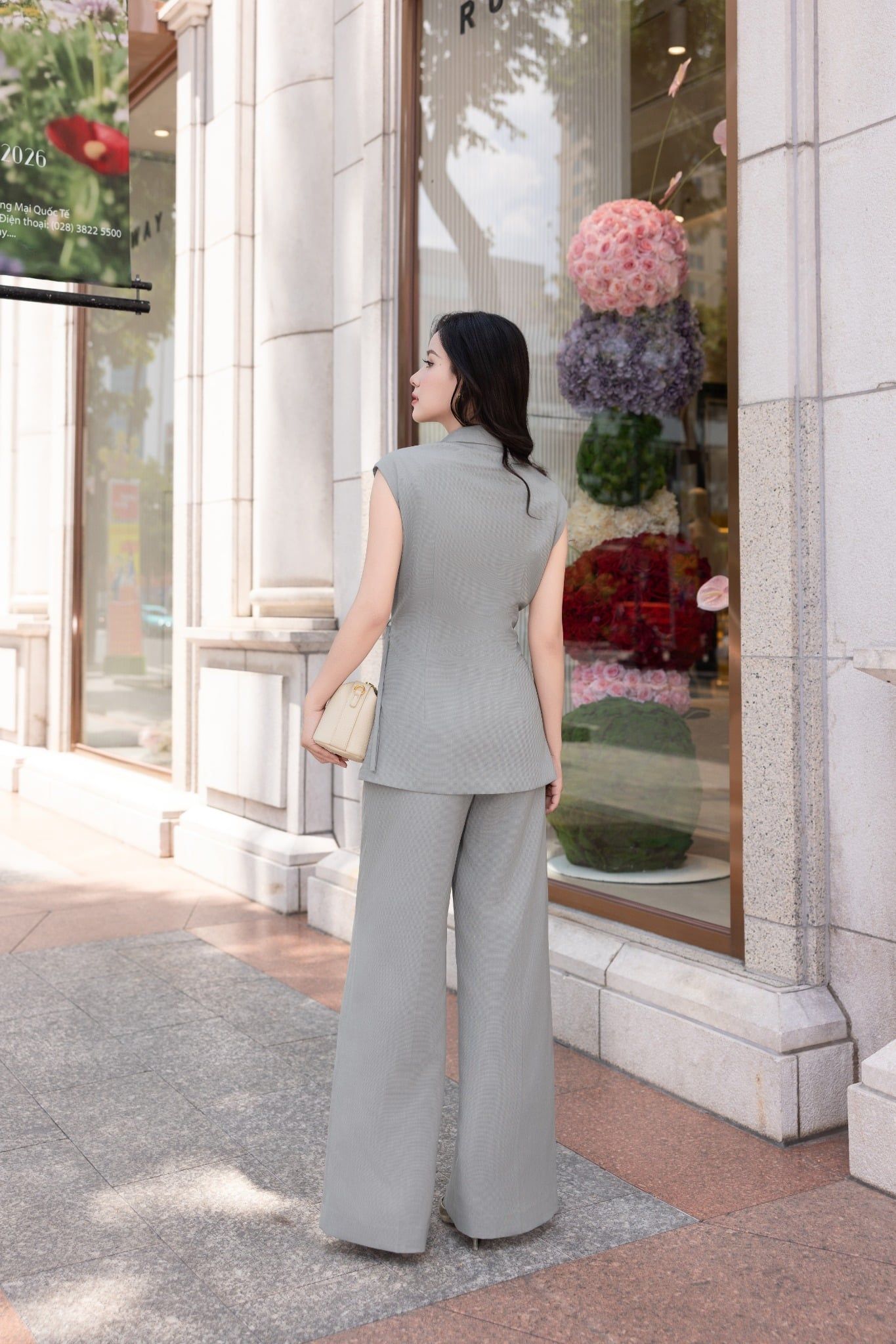 ÁO THIẾT KẾ NHÚN EO AK63012