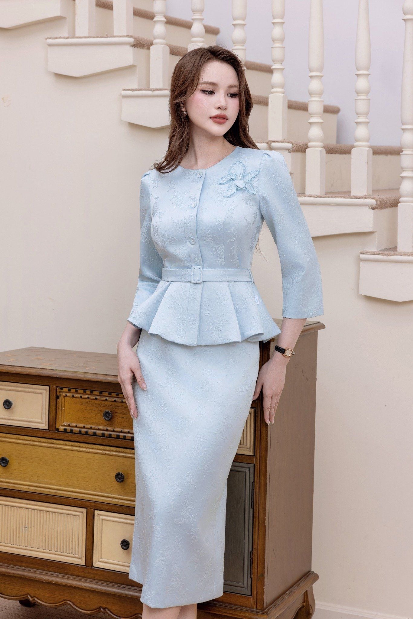 ÁO PEPLUM ĐÁP HOA NỔI AK63012