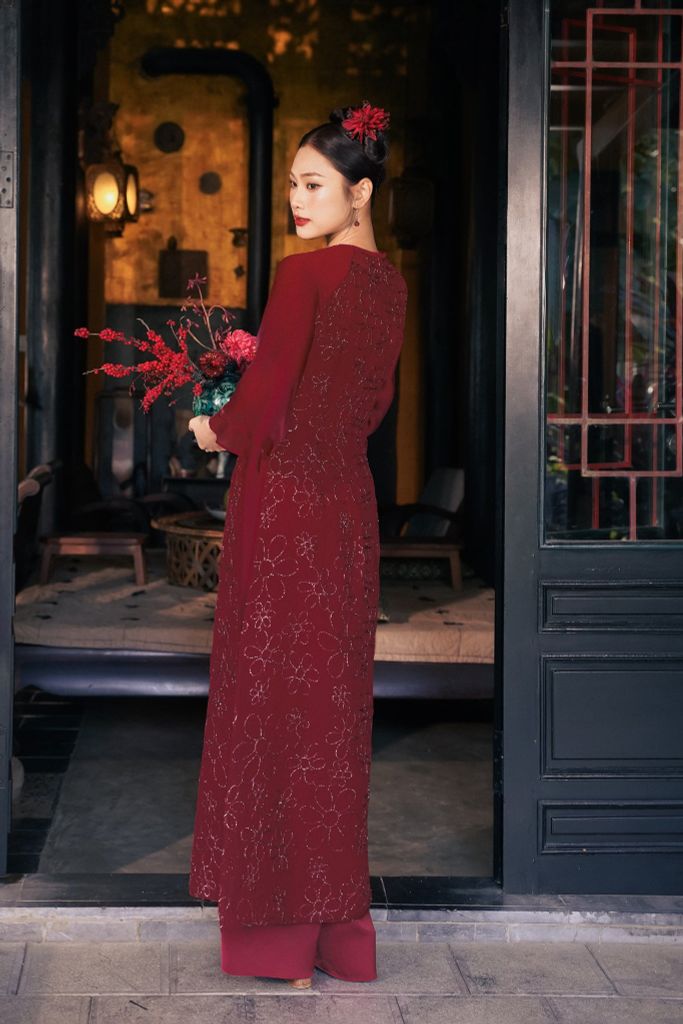  ÁO DÀI THÊU HOA NỔI AD08752 