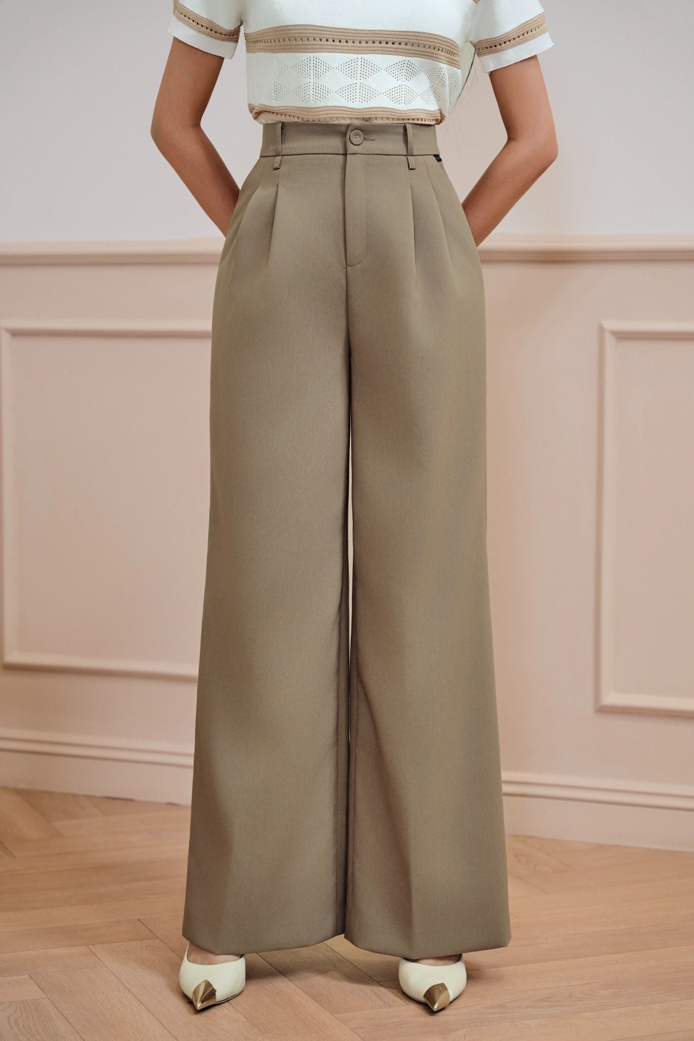 QUẦN SUÔNG NÂU Q03232