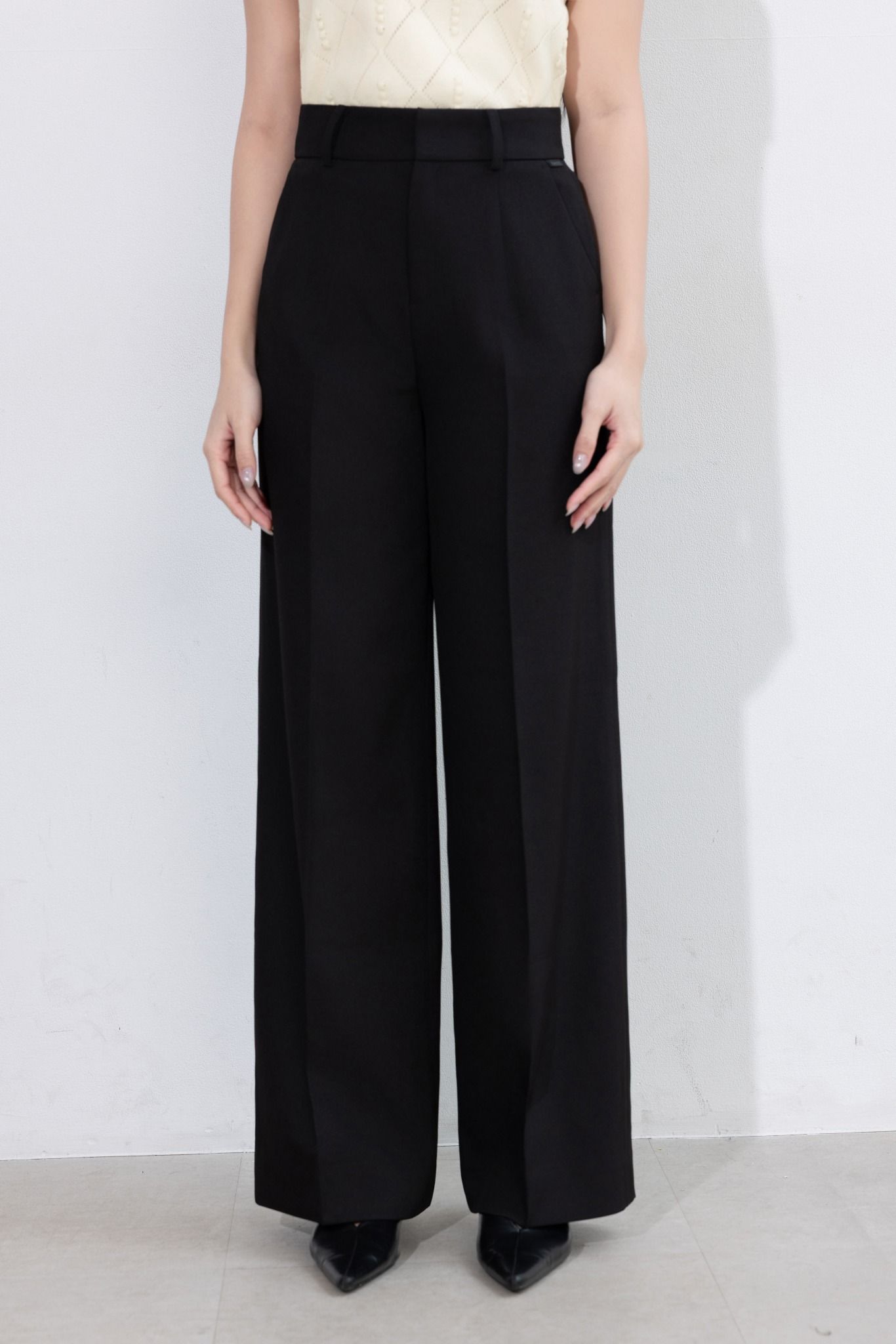 QUẦN ỐNG SUÔNG Q01762