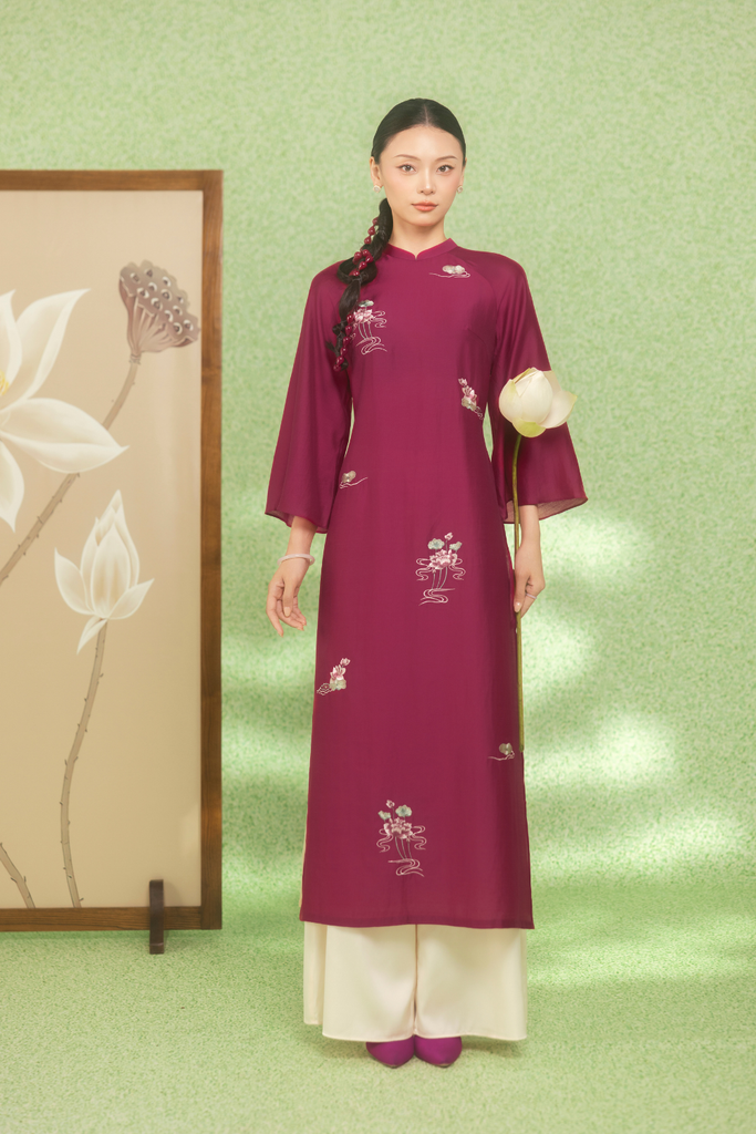 ÁO DÀI THÊU SEN NỔI AD02342