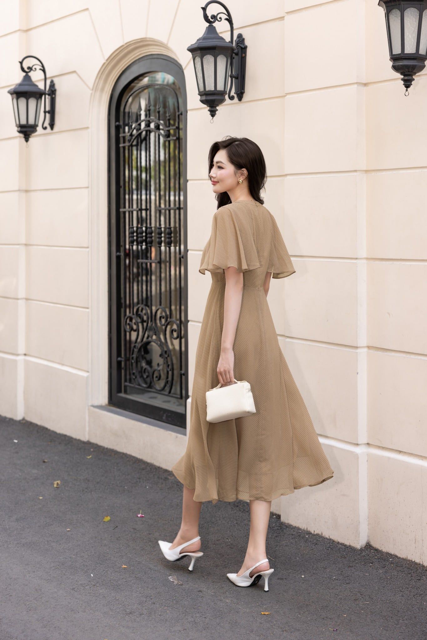 keonhacai CHẤM BI TAY RỦ D00352