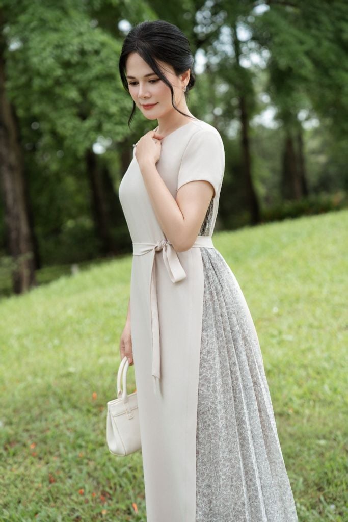  ĐẦM SUÔNG PHỐI XẾP LY D00942 