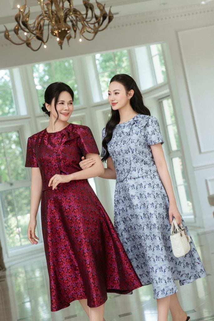  ĐẦM GẤM HOA D00972 