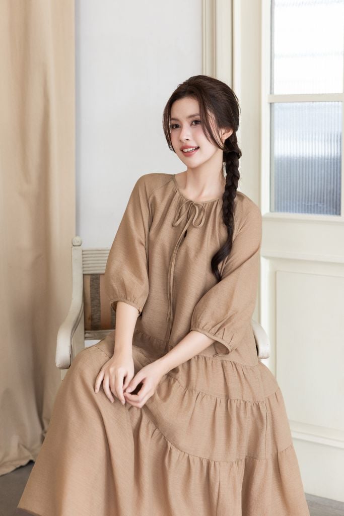  ĐẦM NÂU TAY LỠ D01912 