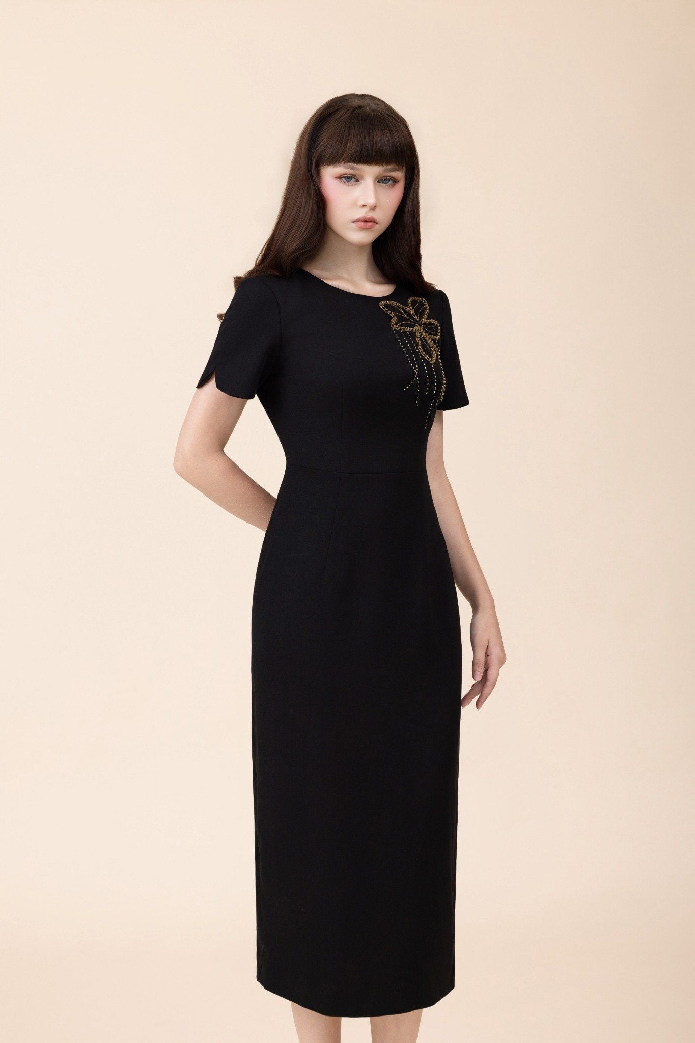 ĐẦM THIẾT KẾ ĐÍNH CƯỜM D03012