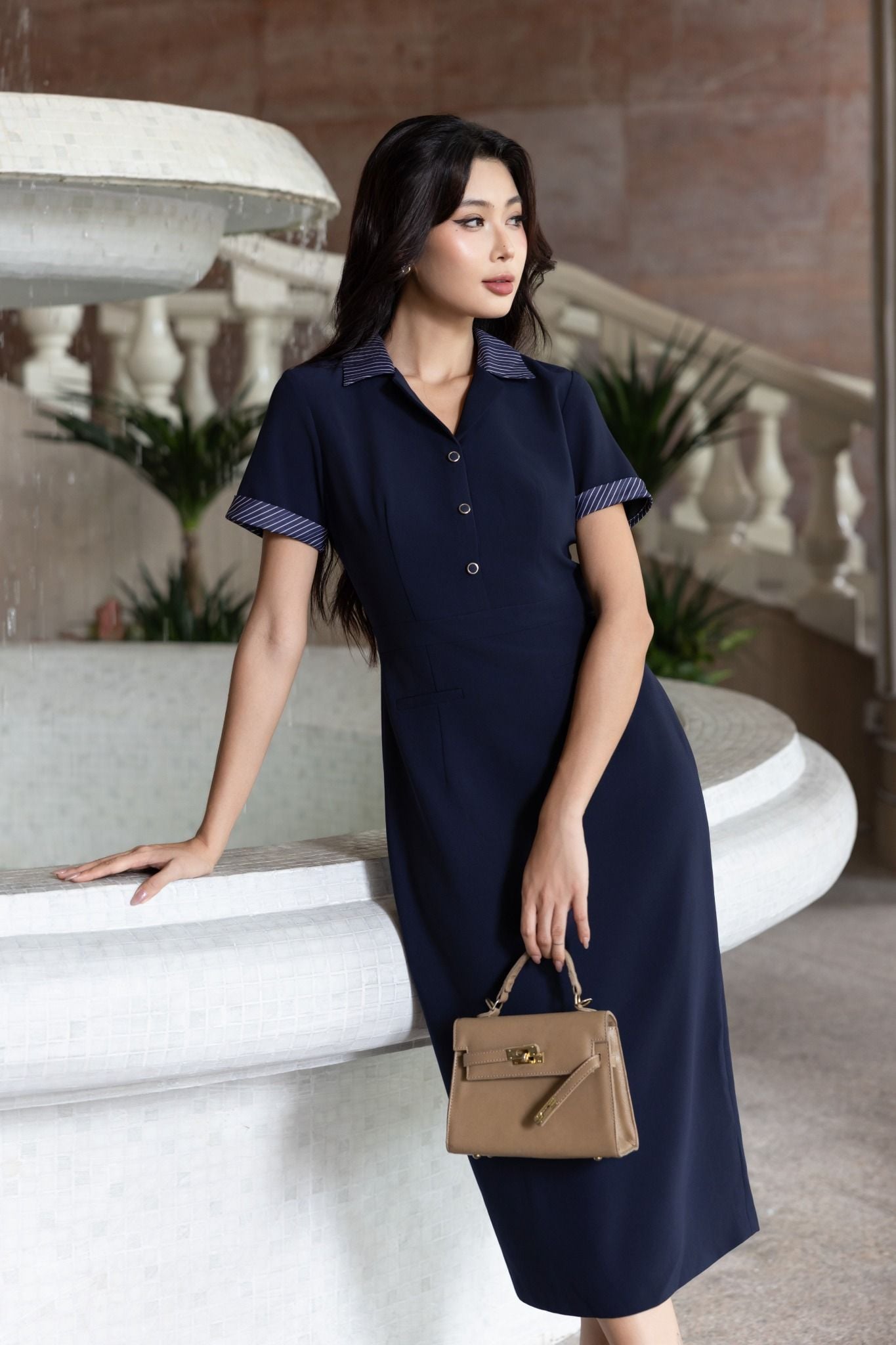 ĐẦM ÔM CỔ BẺ D03442