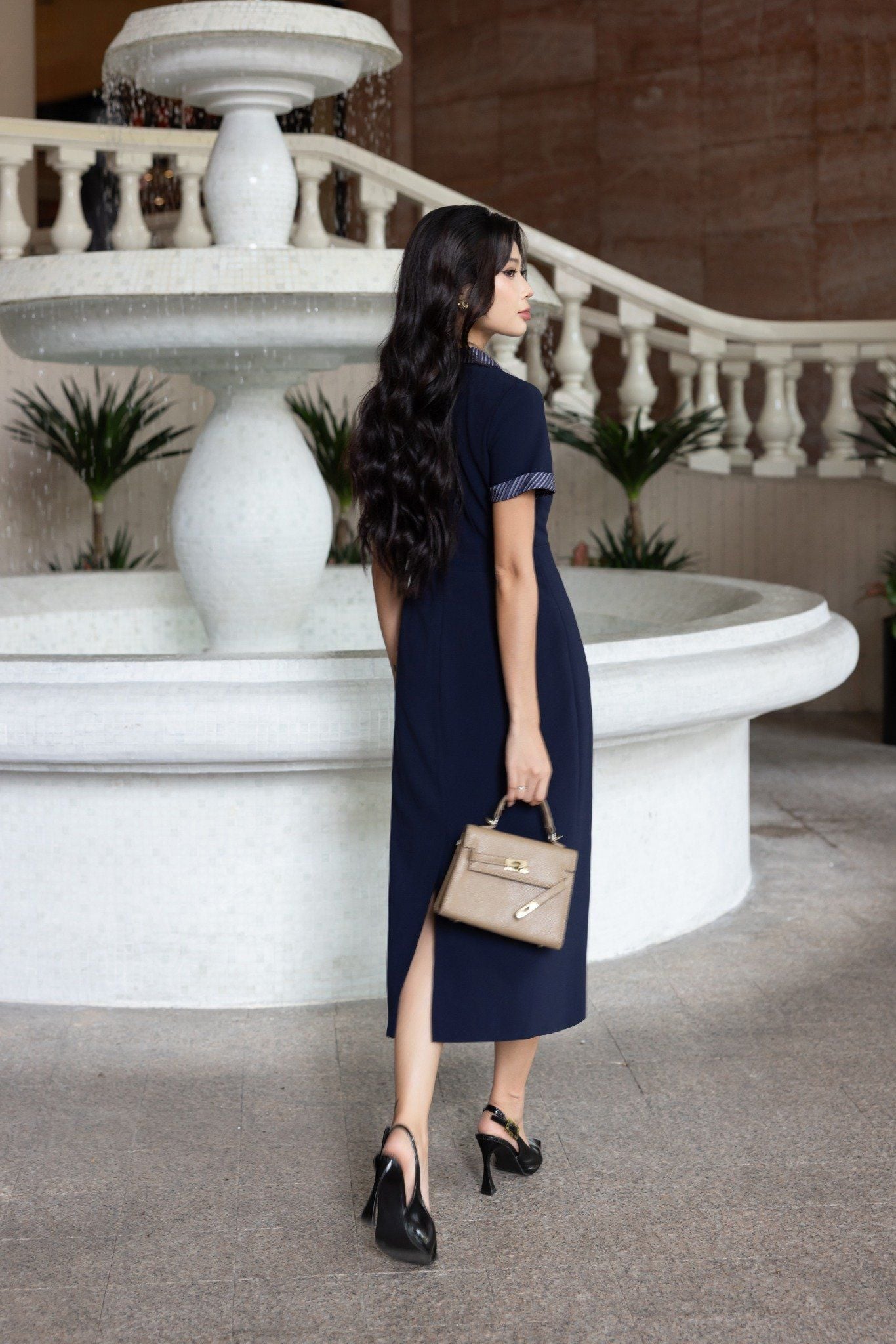 ĐẦM ÔM CỔ BẺ D03442