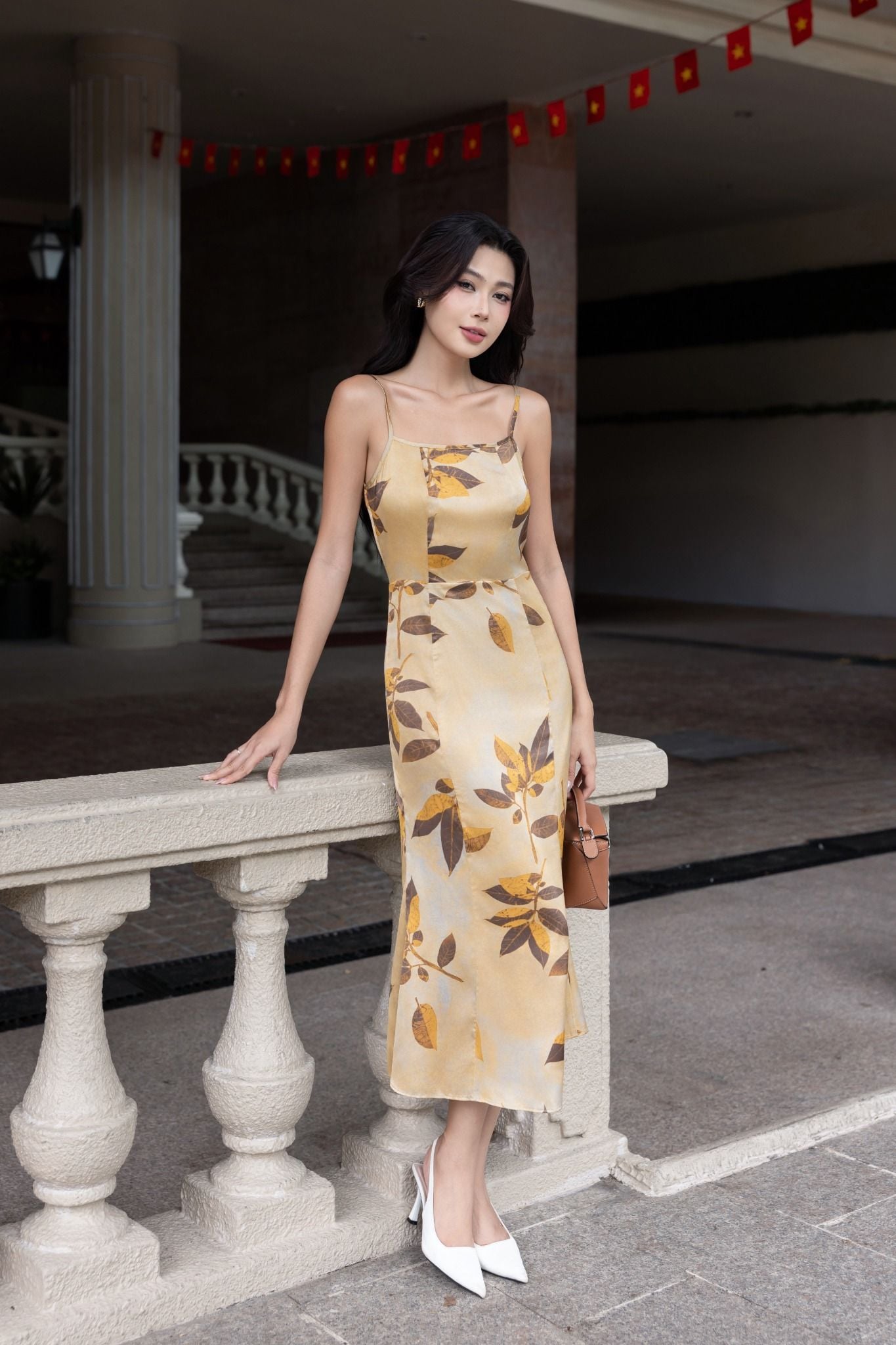 ĐẦM HOA KÈM SƠ MI BUỘC VẠT D03972