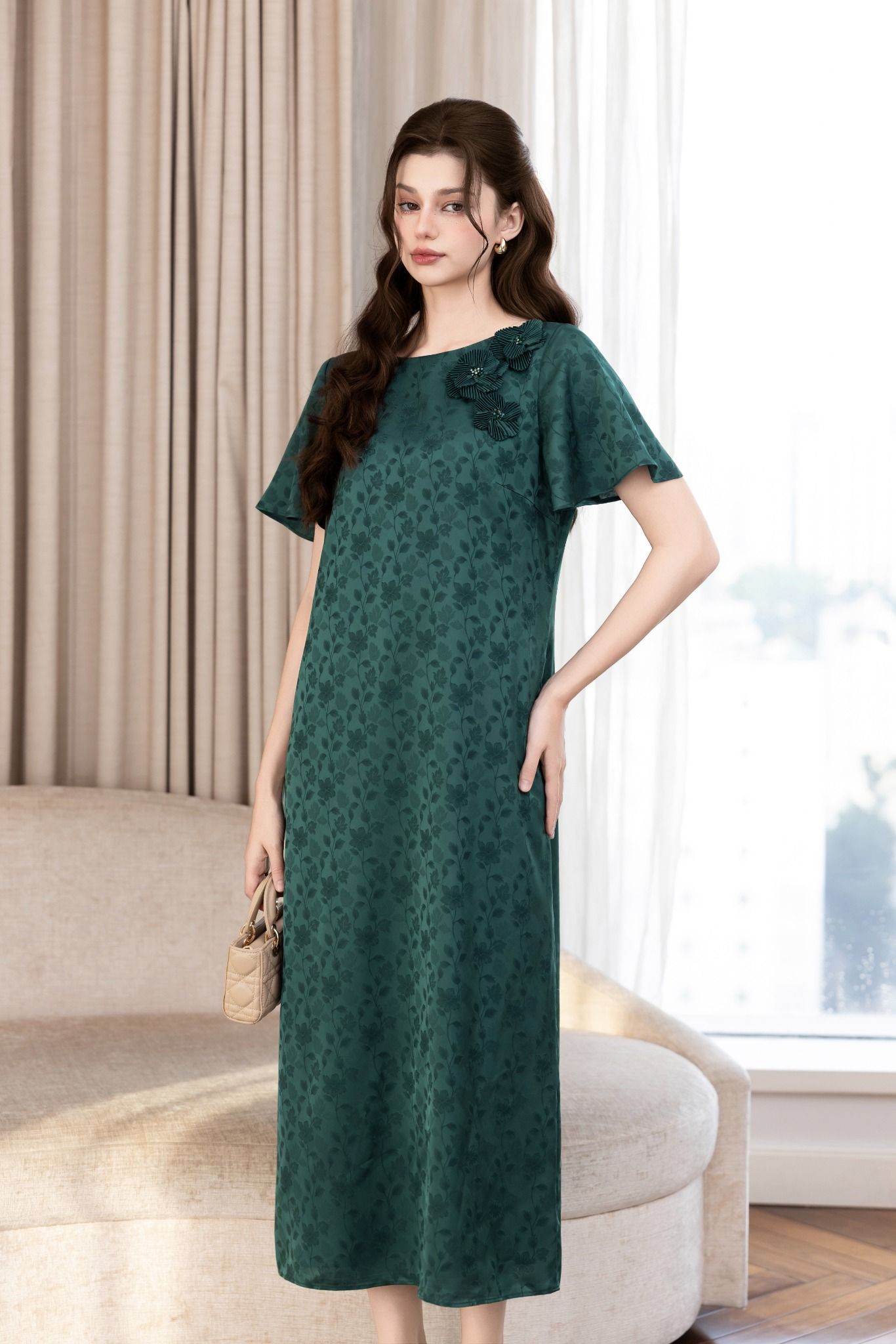 ĐẦM LỤA SUÔNG IN HOA D04492