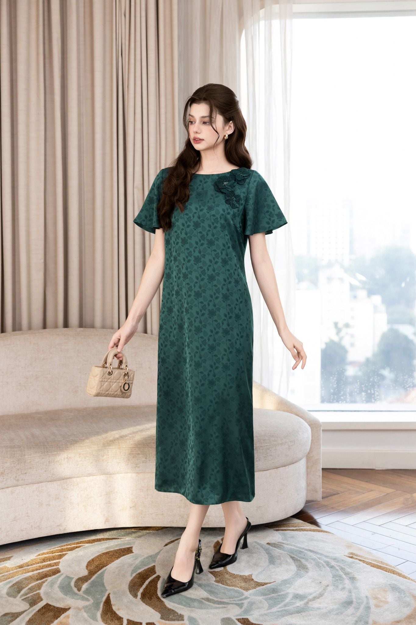 ĐẦM LỤA SUÔNG IN HOA D04492