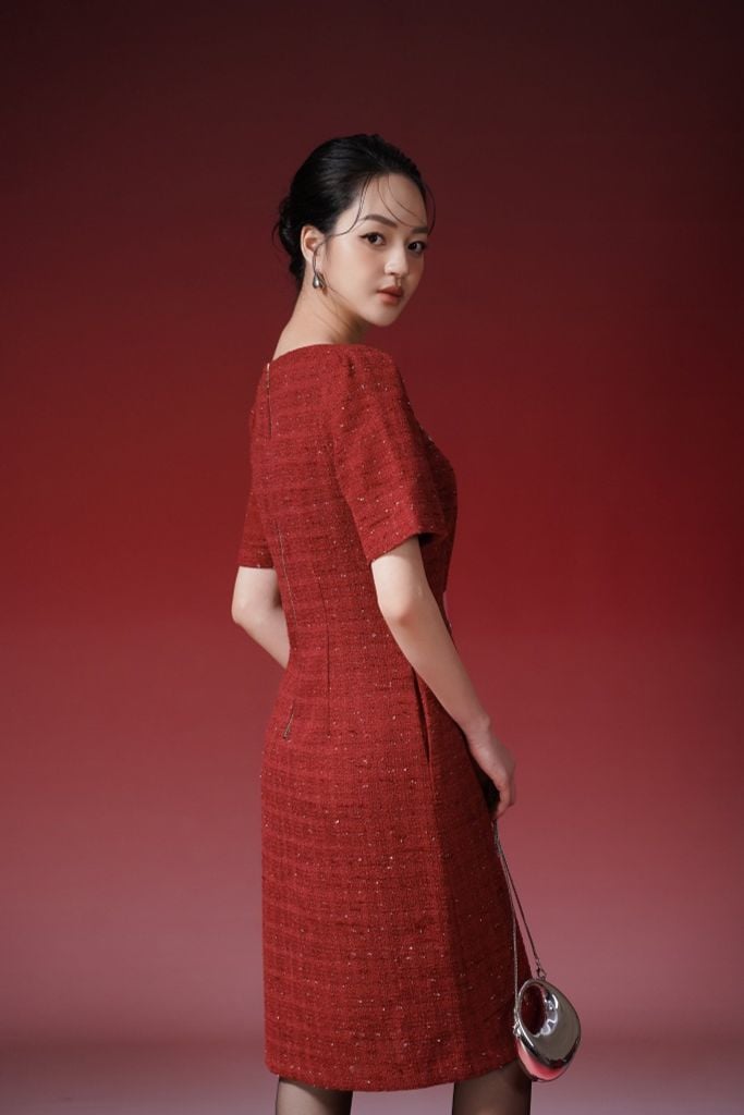  ĐẦM SUÔNG ĐỎ D04822 