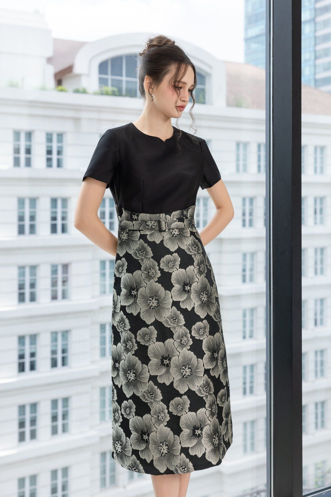 ĐẦM GẤM PHỐI HOA D05692