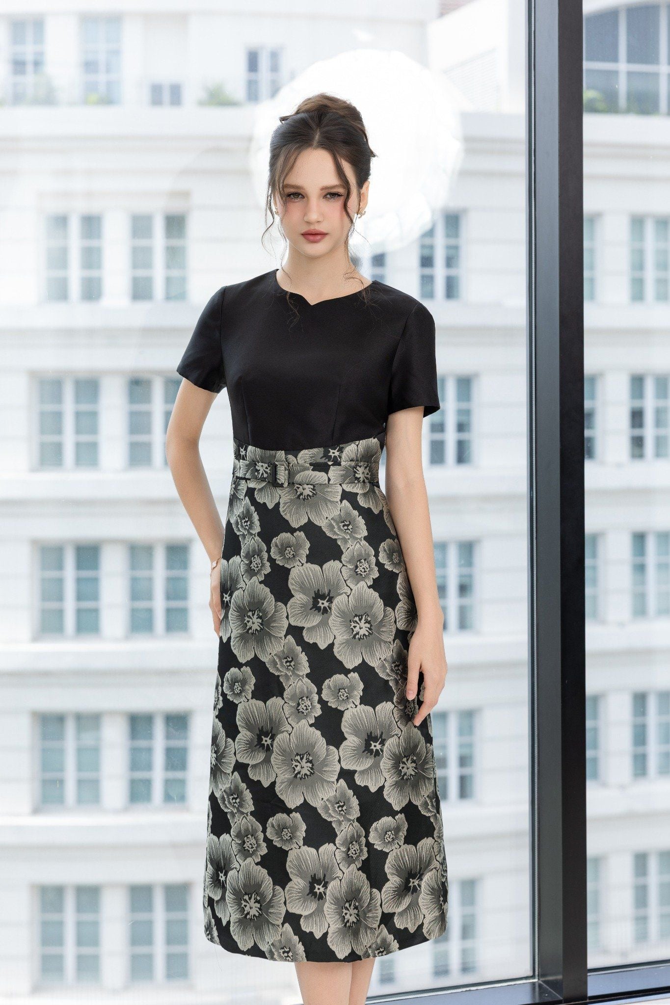 ĐẦM GẤM PHỐI HOA D05692